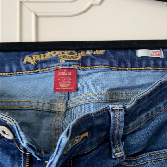 Arizona Mid-Dark wash jeans - Picture 3 of 5